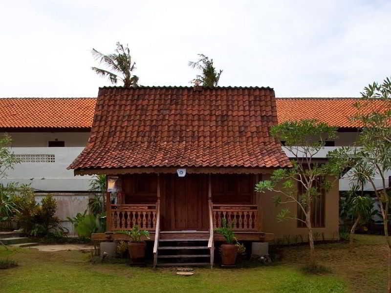 Maharta Hotel Kuta Lombok Esterno foto